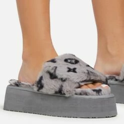 EGO Chrie Velcro Strap Printed Detail Flatform Slipper In Grey Faux Fur -EGO Sales Store 06 01 23 fw41932 sq
