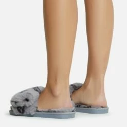 EGO Blanket Velcro Strap Printed Detail Square Peep Toe Flat Slipper In Grey Faux Fur -EGO Sales Store 06 10 22 fw5378 copy
