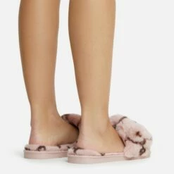 EGO Blanket Velcro Strap Printed Detail Square Peep Toe Flat Slipper In Pink Faux Fur -EGO Sales Store 06 10 22 fw5389 copy