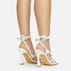 EGO Vera Lace Up Knotted Strap Detail Square Toe Flared Block Heel In White Faux Leather -EGO Sales Store 20 01 23 fw acc50735 sb2