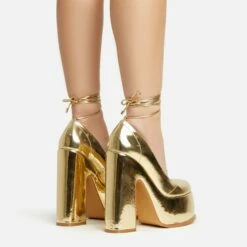 EGO Chandonier Lace Up Closed Toe Platform Block Heel In Gold Patent -EGO Sales Store 20 01 23 fw acc53091 sb2