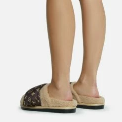 EGO Pillow-Talk Printed Velcro Strap Closed Toe Slip-On Flat Mule In Nude Faux Shearling -EGO Sales Store 28 10 22 fw23819 sq 1