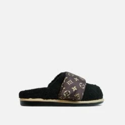 EGO Pillow-Talk Printed Velcro Strap Closed Toe Slip-On Flat Mule In Black Faux Shearling -EGO Sales Store 28 10 22 fw23961 sq