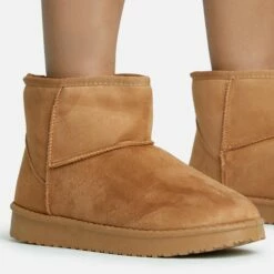 EGO Sable Faux Fur Lining Ankle Boot In Chestnut Brown Faux Suede -EGO Sales Store 28 10 22 fw25796 sq