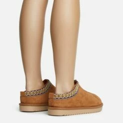 EGO Catch-Up Aztec Detail Faux Fur Lining Flat Slipper In Chestnut Brown Faux Suede -EGO Sales Store 30 11 22 fw31437 copy