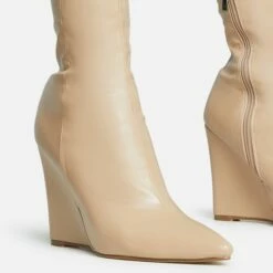 Front Page -EGO Sales Store 30 11 22 fw31692 sq