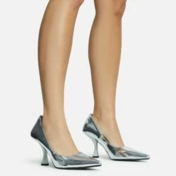 EGO Pointed Court Kitten Heel In Silver Patent