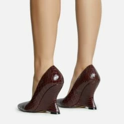 EGO In-Your-Soul Pointed Toe Cut Out Wedge Court Heel In Brown Croc Print Faux Leather -EGO Sales Store 30 11 22 fw31820 sb