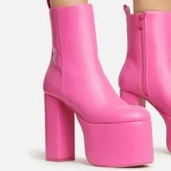 Front Page -EGO Sales Store 30 11 22 fw39989 sq