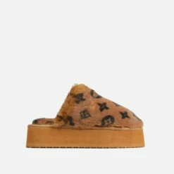 EGO Warren Closed Toe Printed Detail Flatform Slipper In Tan Brown Faux Fur -EGO Sales Store 30 11 22 fw40068 sq
