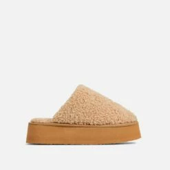 EGO Ivoris Closed Toe Flatform Slipper In Light Tan Faux Shearling -EGO Sales Store 30 11 22 fw40126 sq